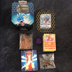 Pokémon Cards Tin